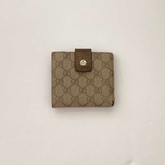 GUCCI GG Supreme Monogram Bifold Wallet - Picture 4 of 14